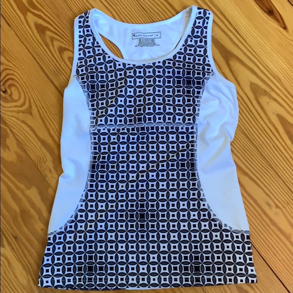 3/$15 Tek Gear athletic workout tank top medium